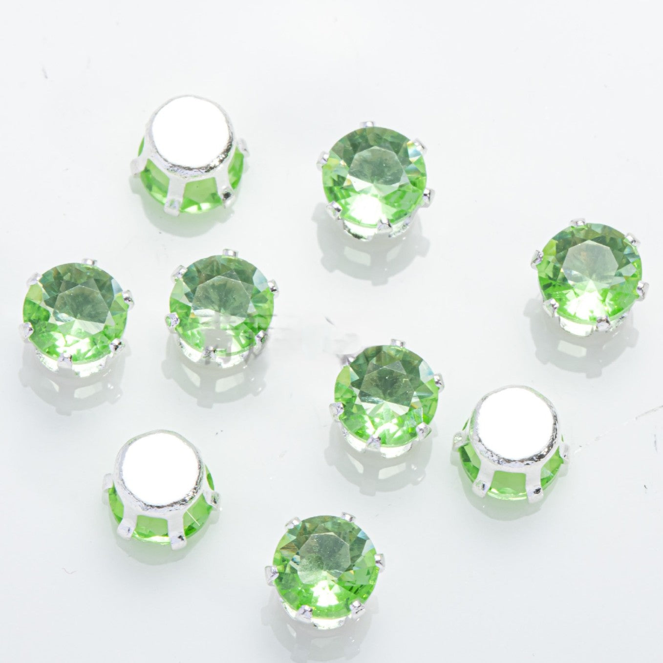 (100pcs)3MM Round Prong-Set CZ