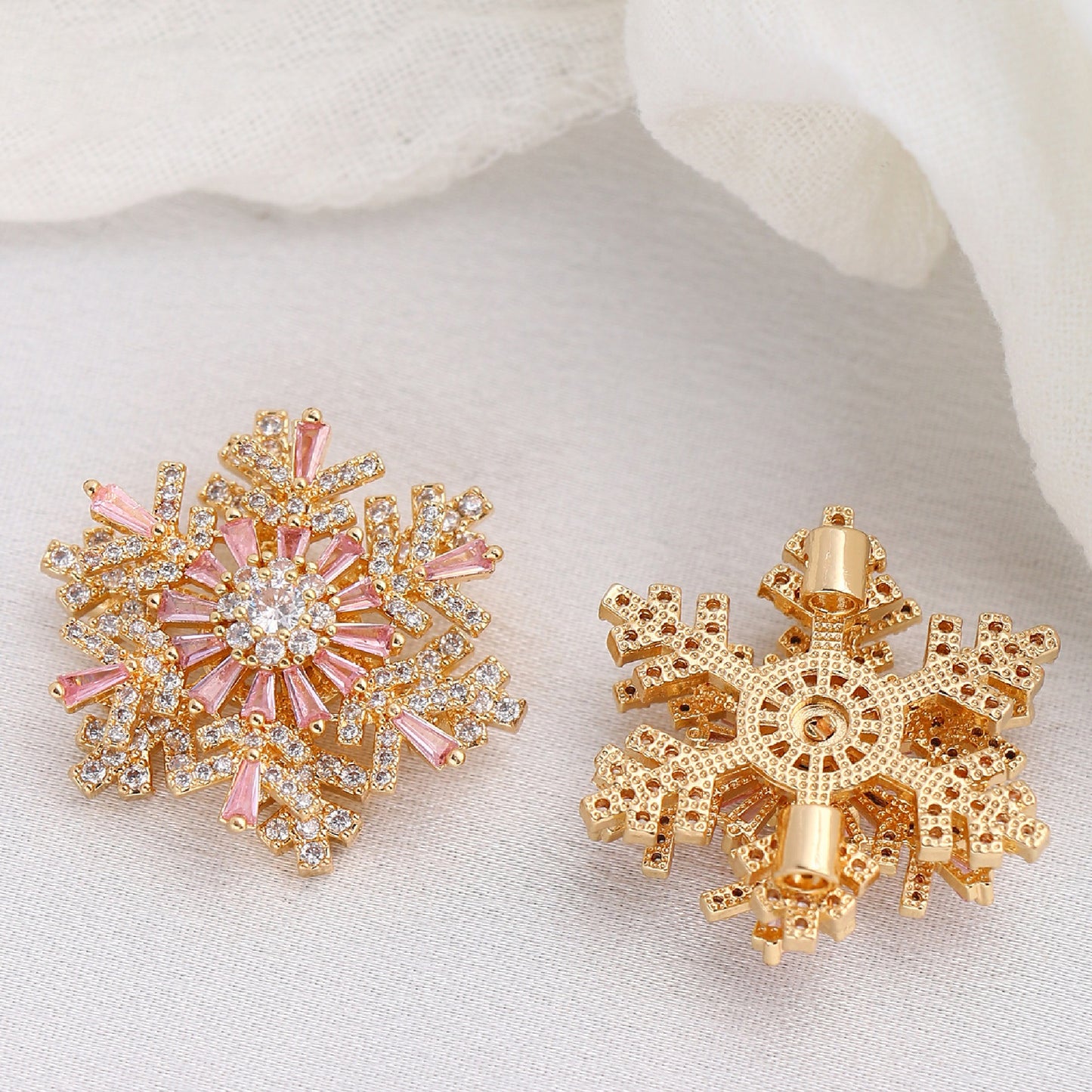 Rotatable Snowflake CZ Spacer