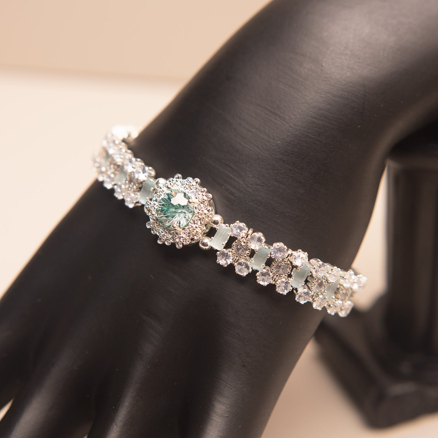 مجموعة 85 - مجموعة صنع الأساور