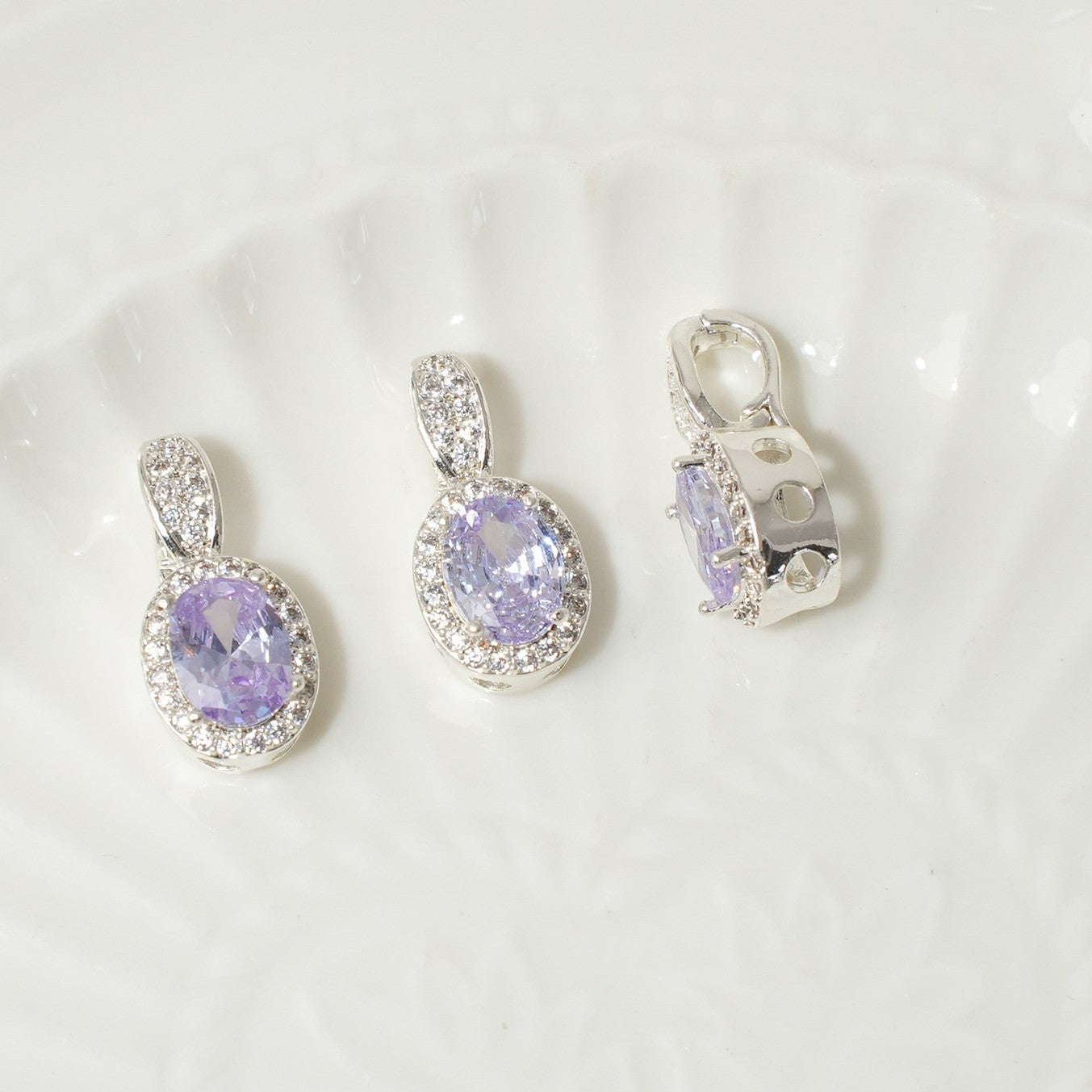 Round CZ Pendant Universal Clasp