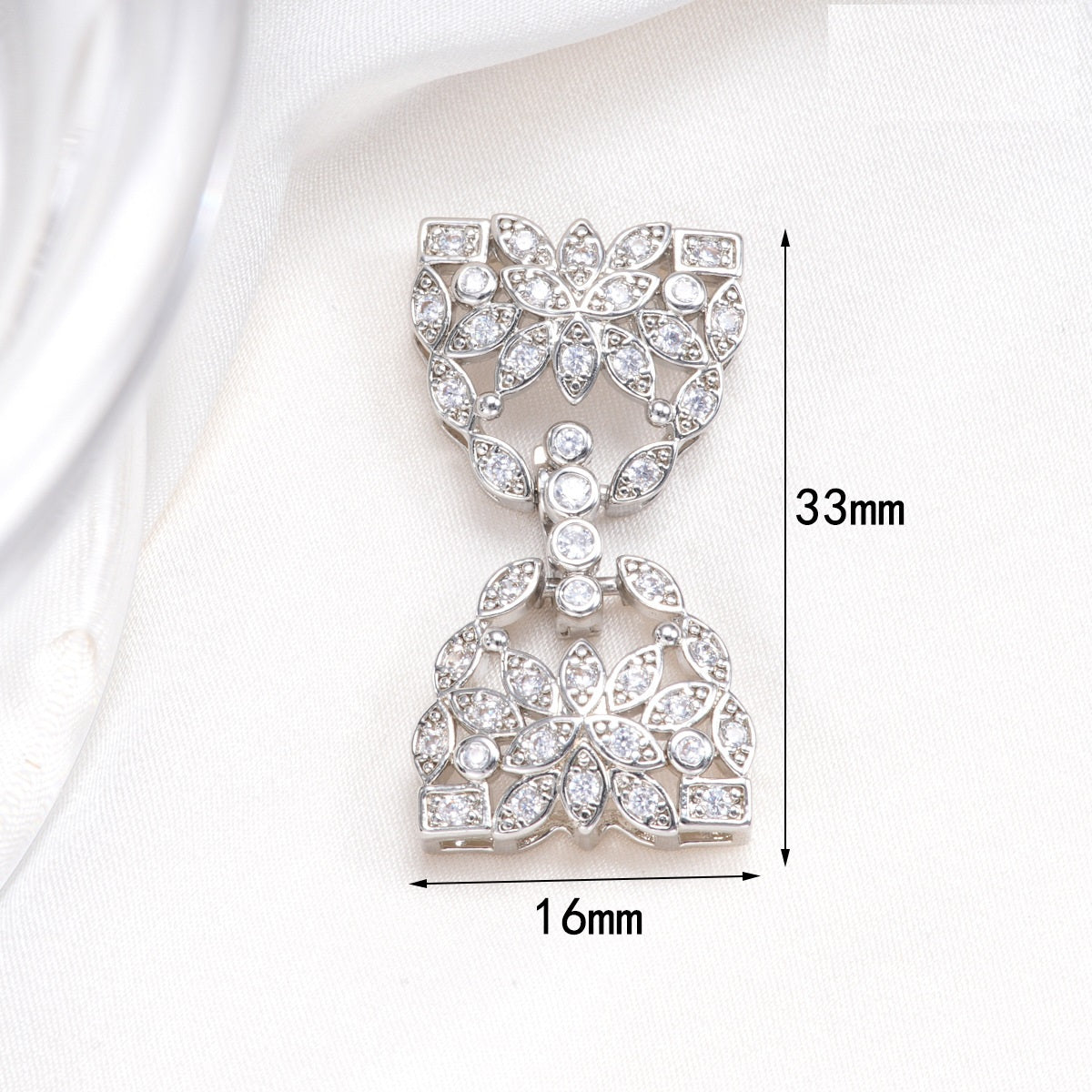 Floral Double-row Closure