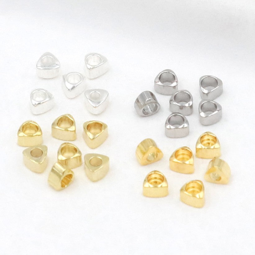 (100pcs)2.5mm Triangle Spacer Beads - Nugget Style