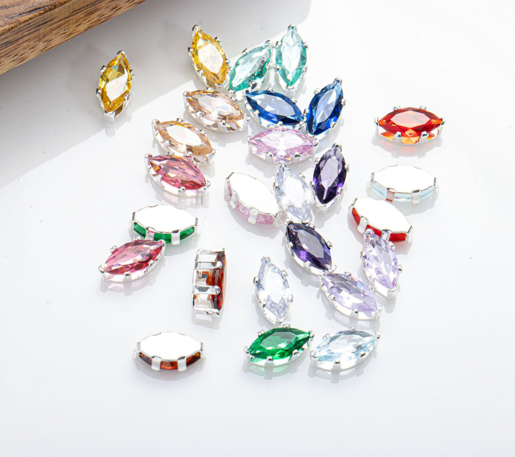 (100pcs)4x8mm 6-prong Marquise Prong-Set CZ