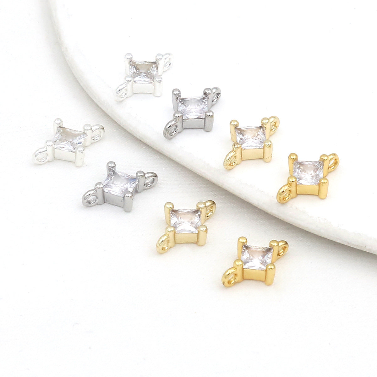 (10pcs)CZ-Set Double-Drop Diamond Pendant