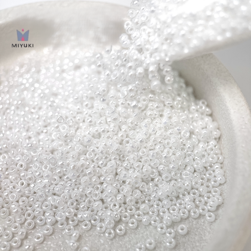 MIYUKI 420 Creamy Glaze Glass Seed Beads - 10g