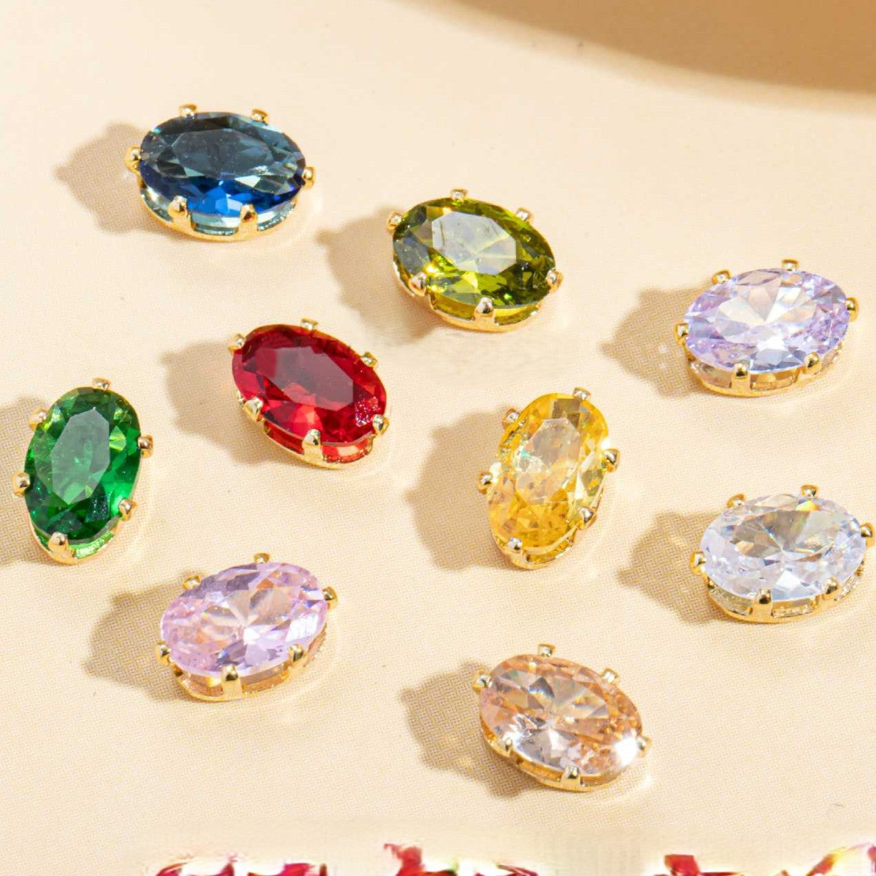 (100pcs)4x6mm Oval Prong-Set CZ