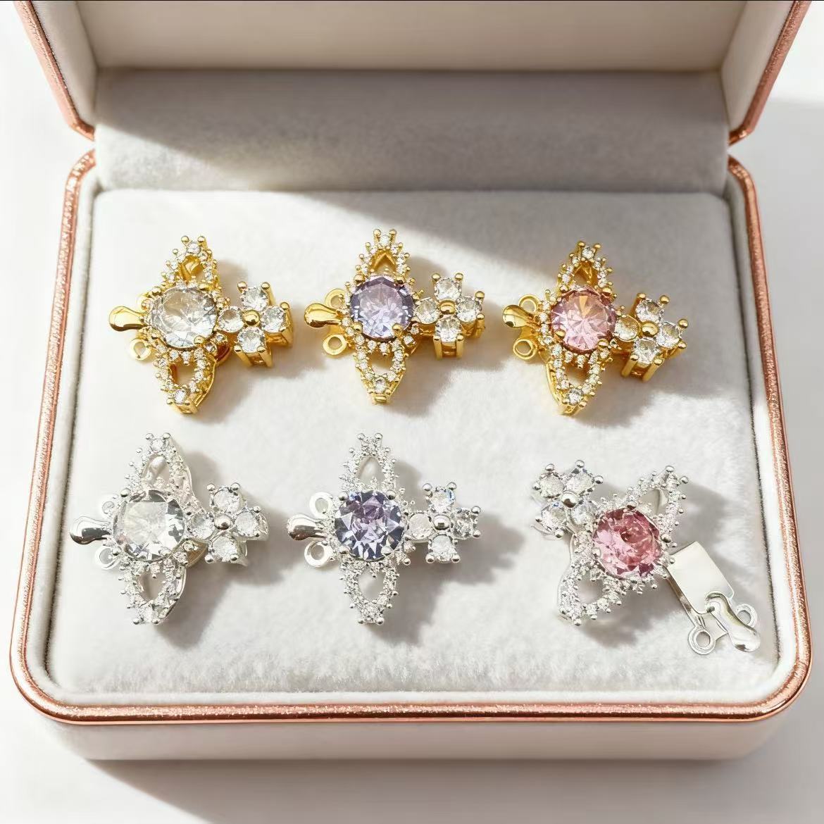 Double-Row End Clasp in Saturn Design