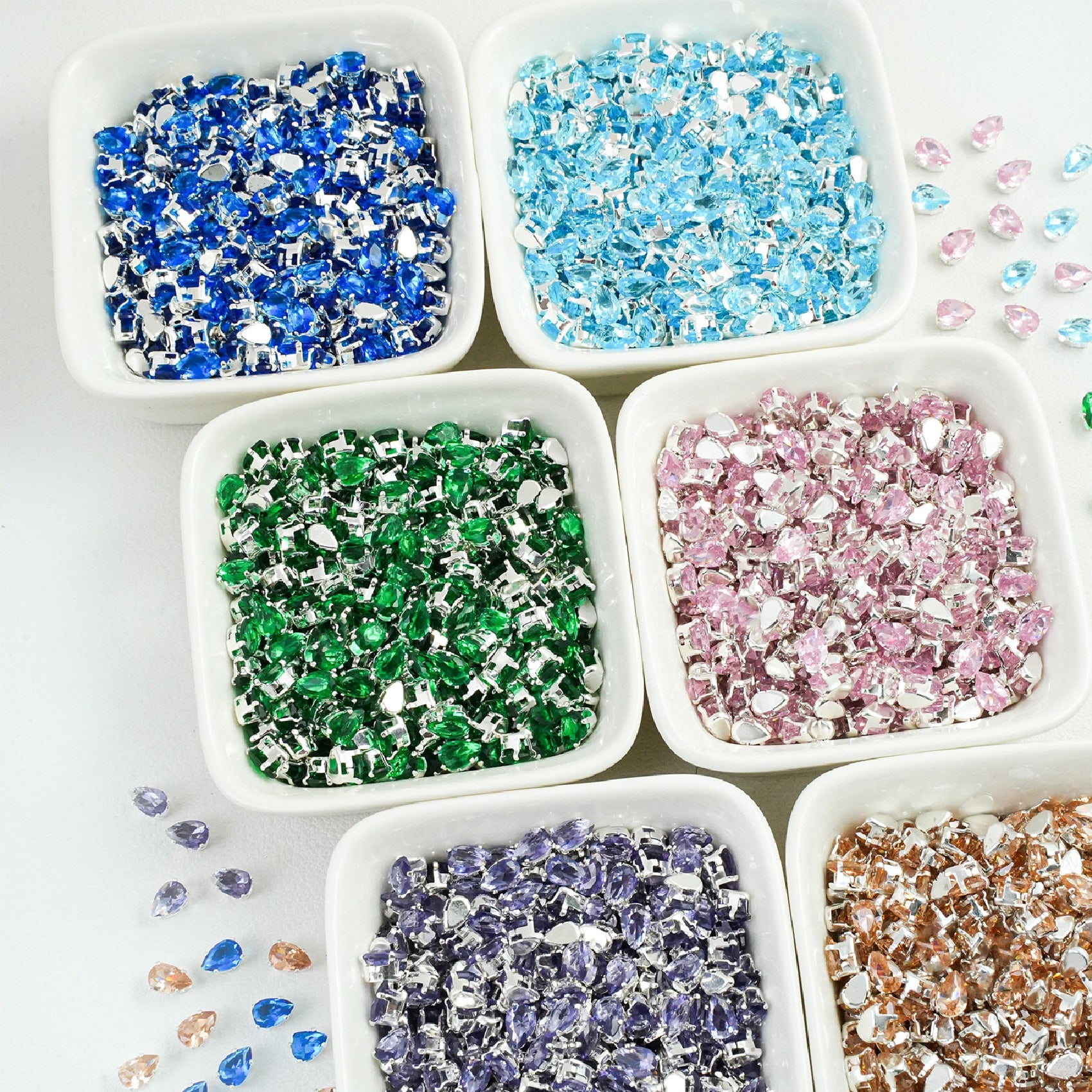 (100pcs)4x6mm Teardrop Prong-Set CZ