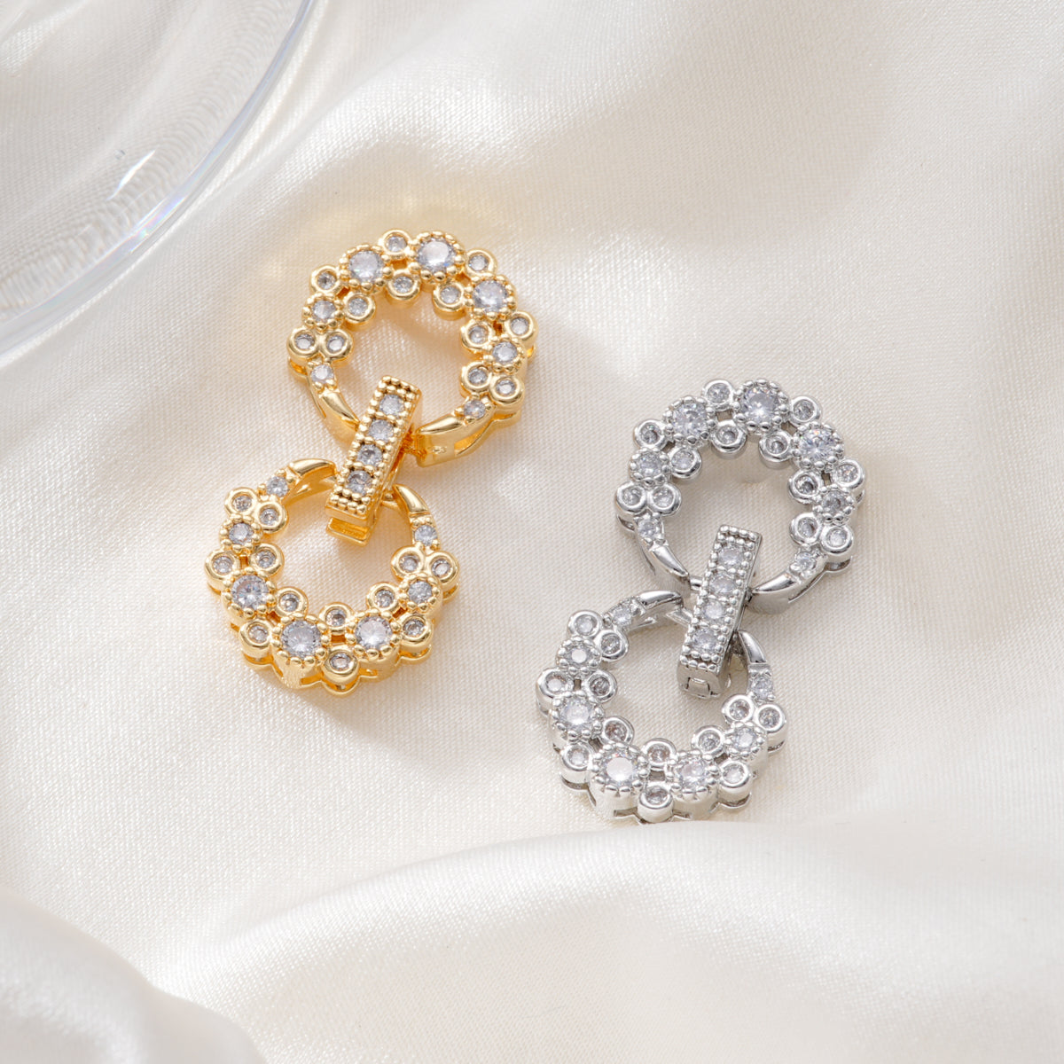 8 Shape Zircon Closure