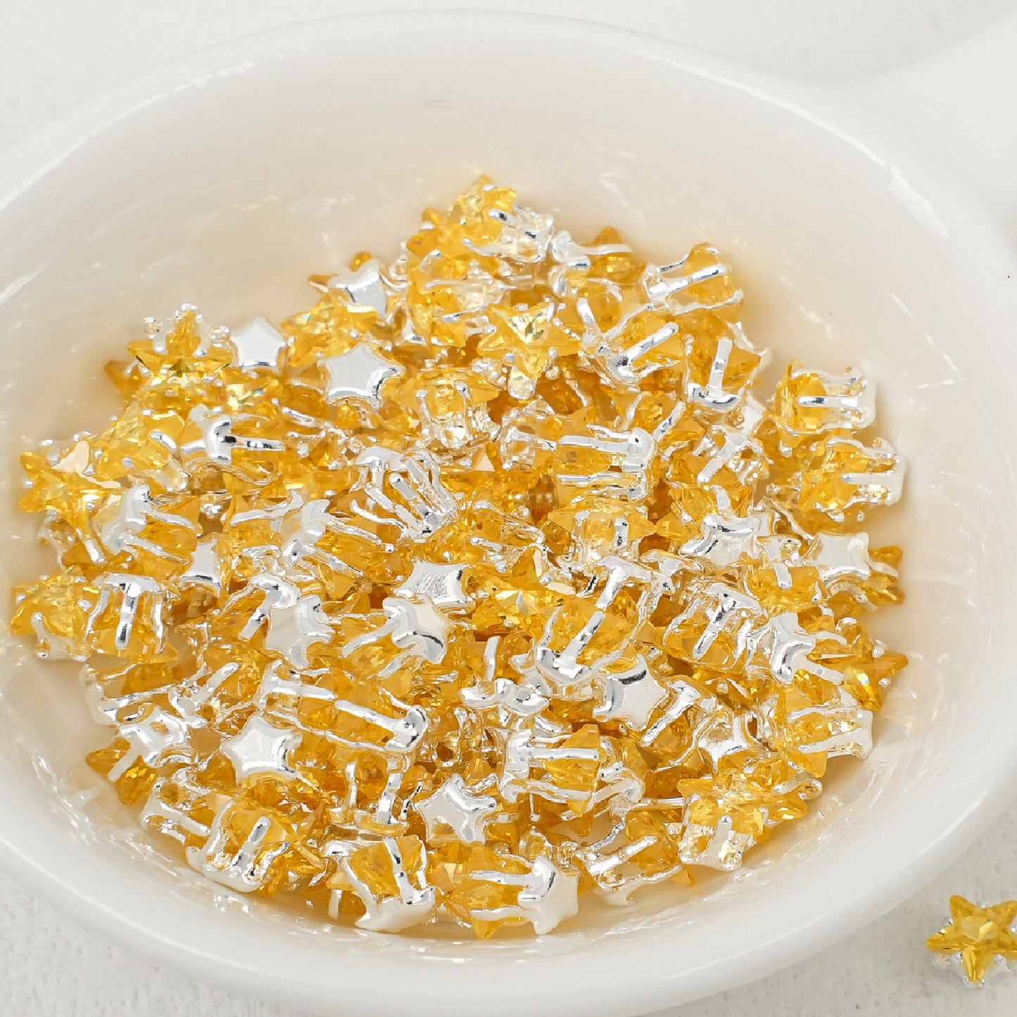 4mm Star Zircon Beads