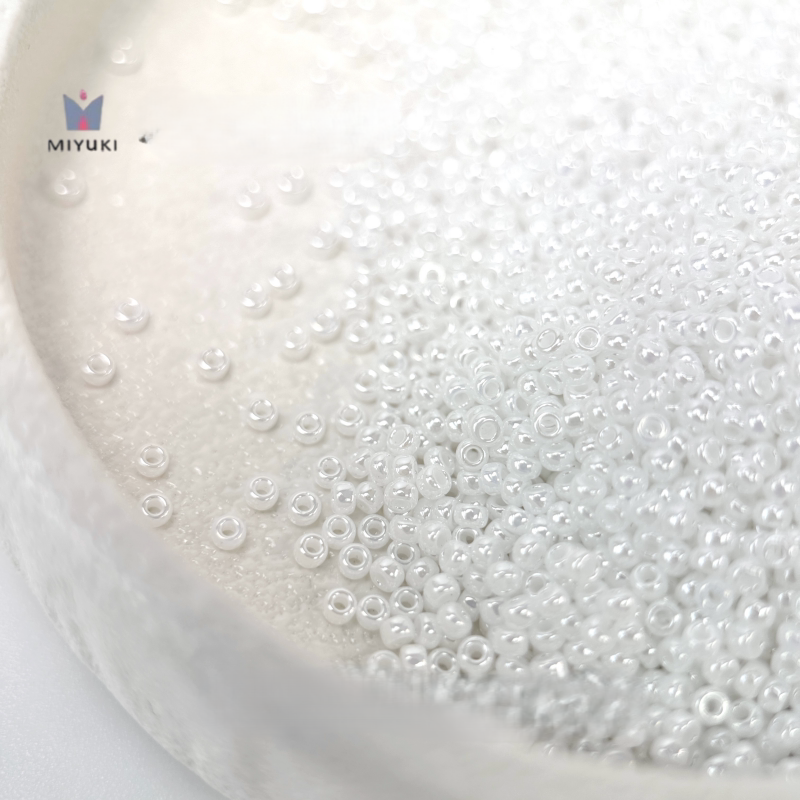 MIYUKI 420 Creamy Glaze Glass Seed Beads - 10g