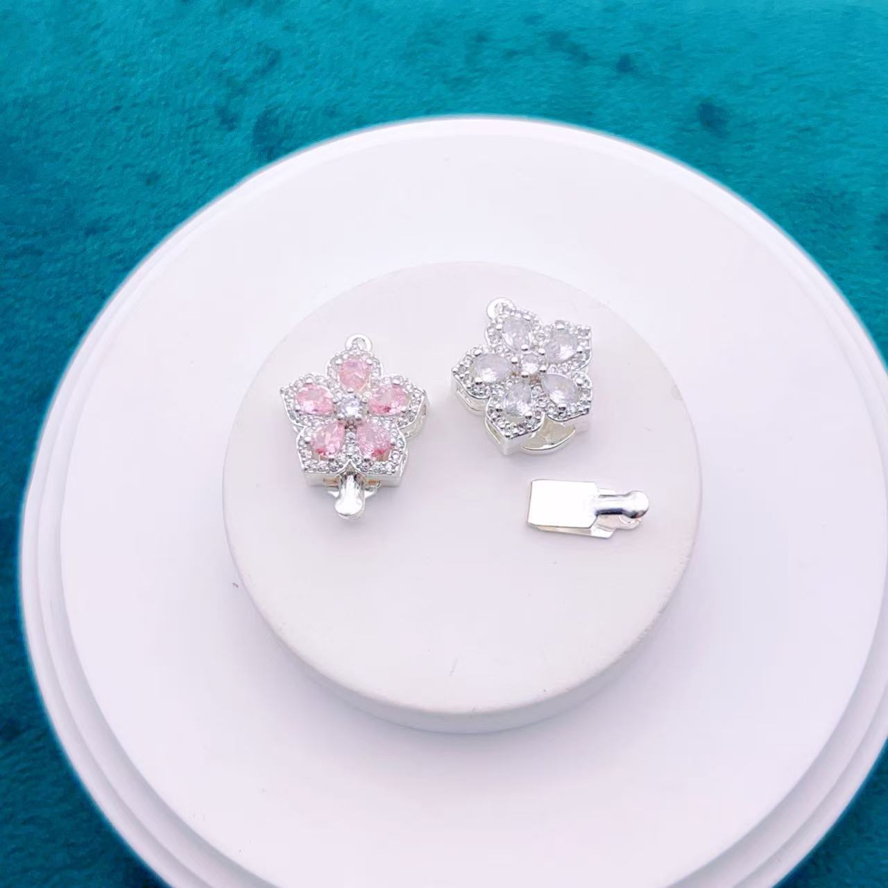 Micro-Pave CZ 5 Petal Single Row Clasp