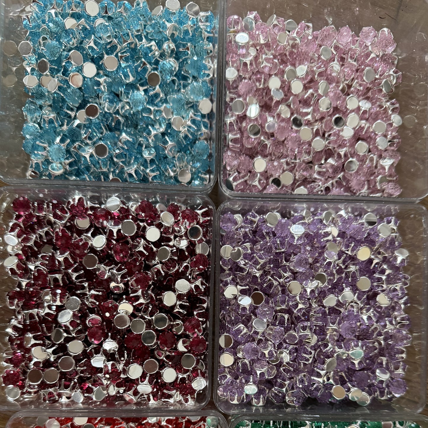 (10pcs)8mm Firework Round Prong-Set CZ