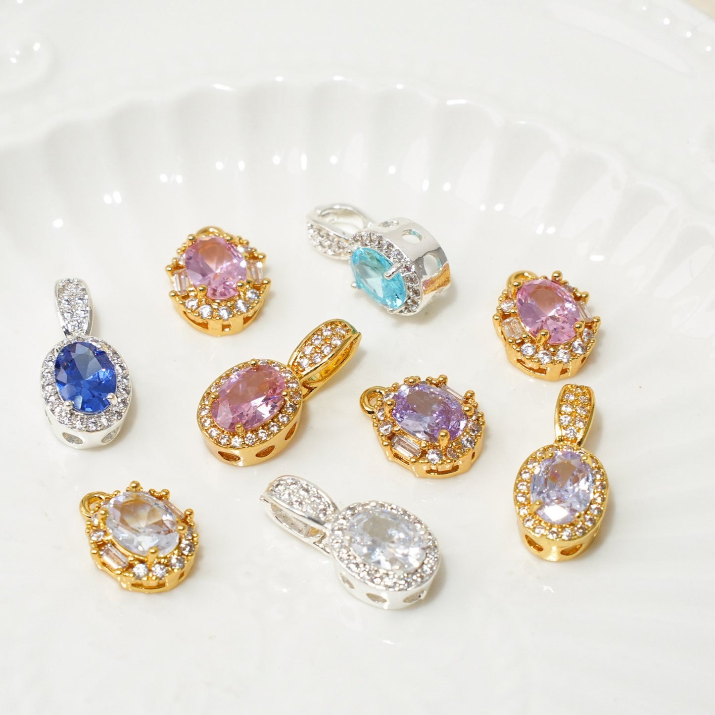 Round CZ Pendant Universal Clasp