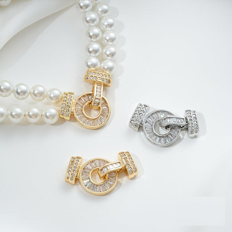 Round Pyramid Zircon Closure