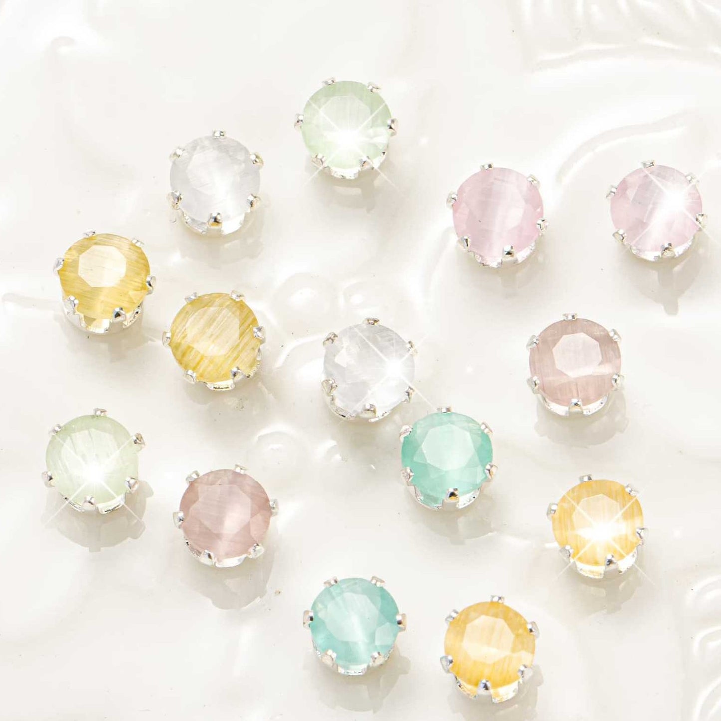 (100pcs)3mm Cat Eye Round Prong-Set CZ