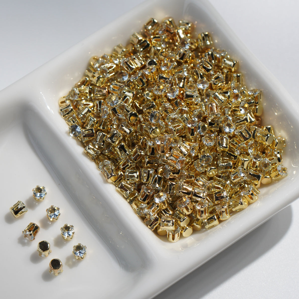 2mm 6-Prong Round Cubic Zirconia Claw Stones, 100pcs