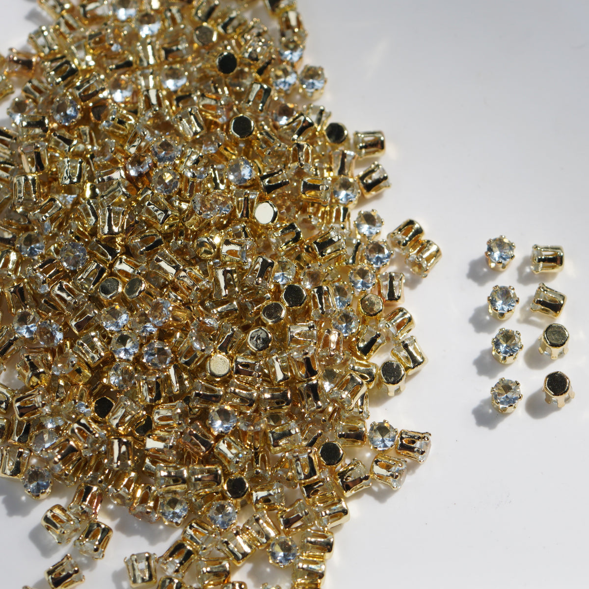 2mm 6-Prong Round Cubic Zirconia Claw Stones, 100pcs