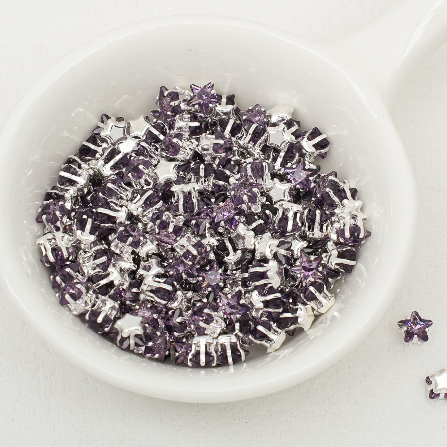 4mm Star Zircon Beads