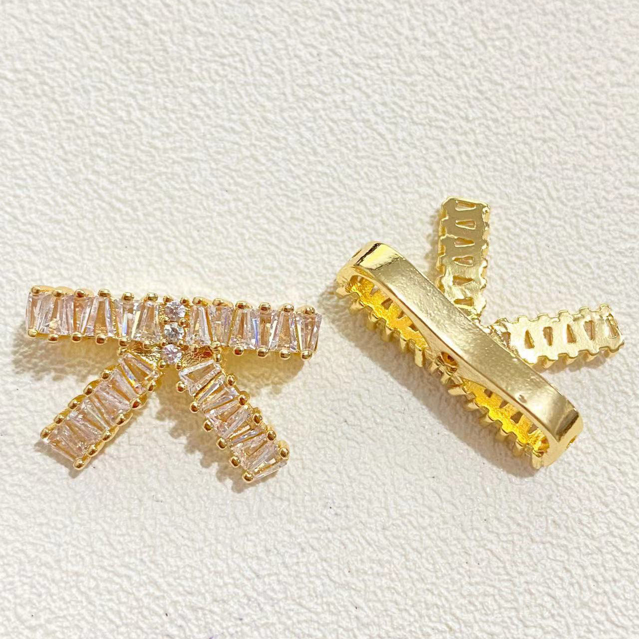 Paved CZs Bow Spacer