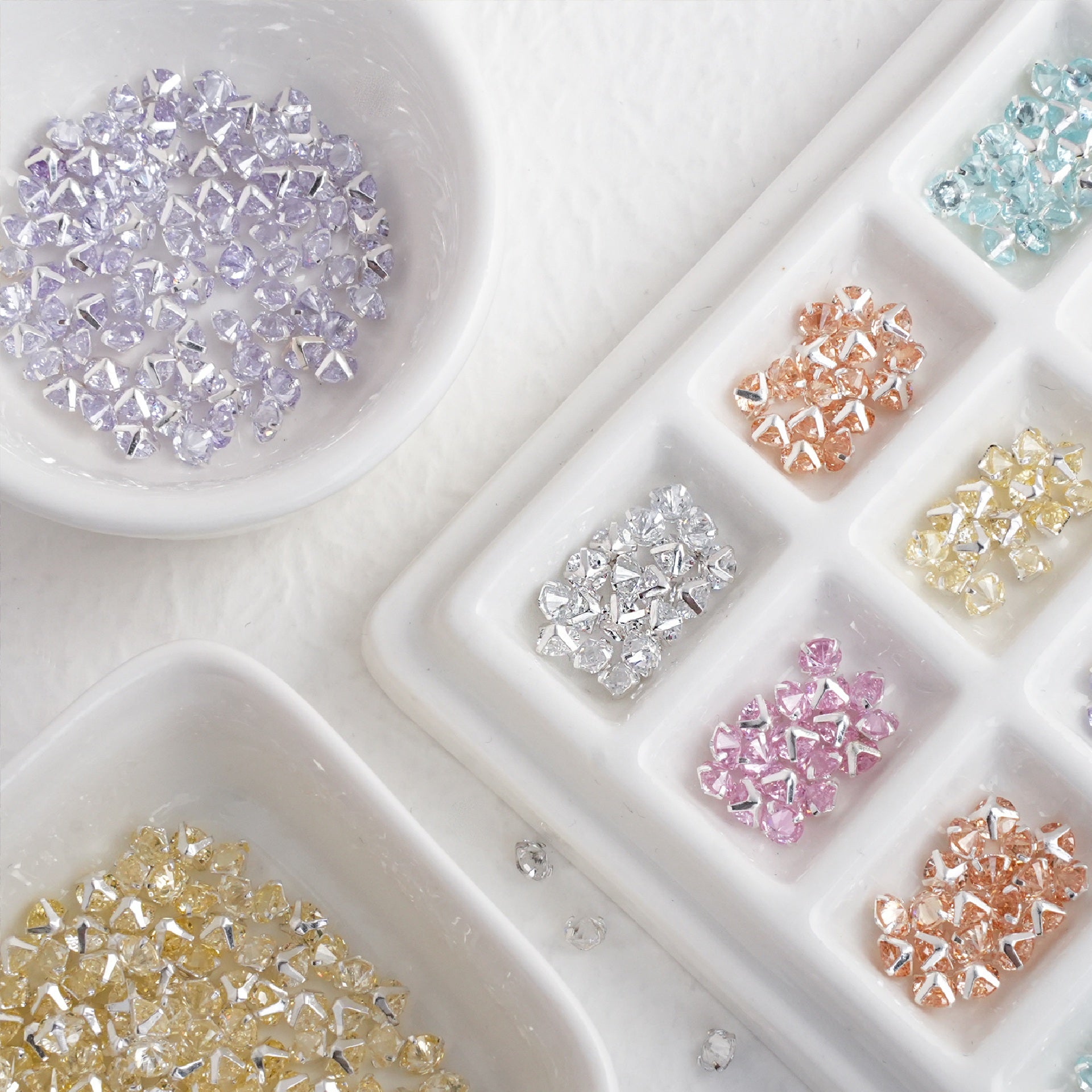 (100pcs)3mm Round Reverse Prong-Set CZ