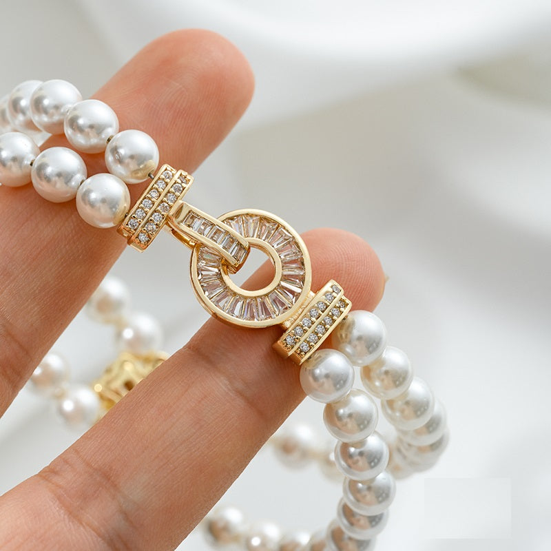 Round Pyramid Zircon Closure