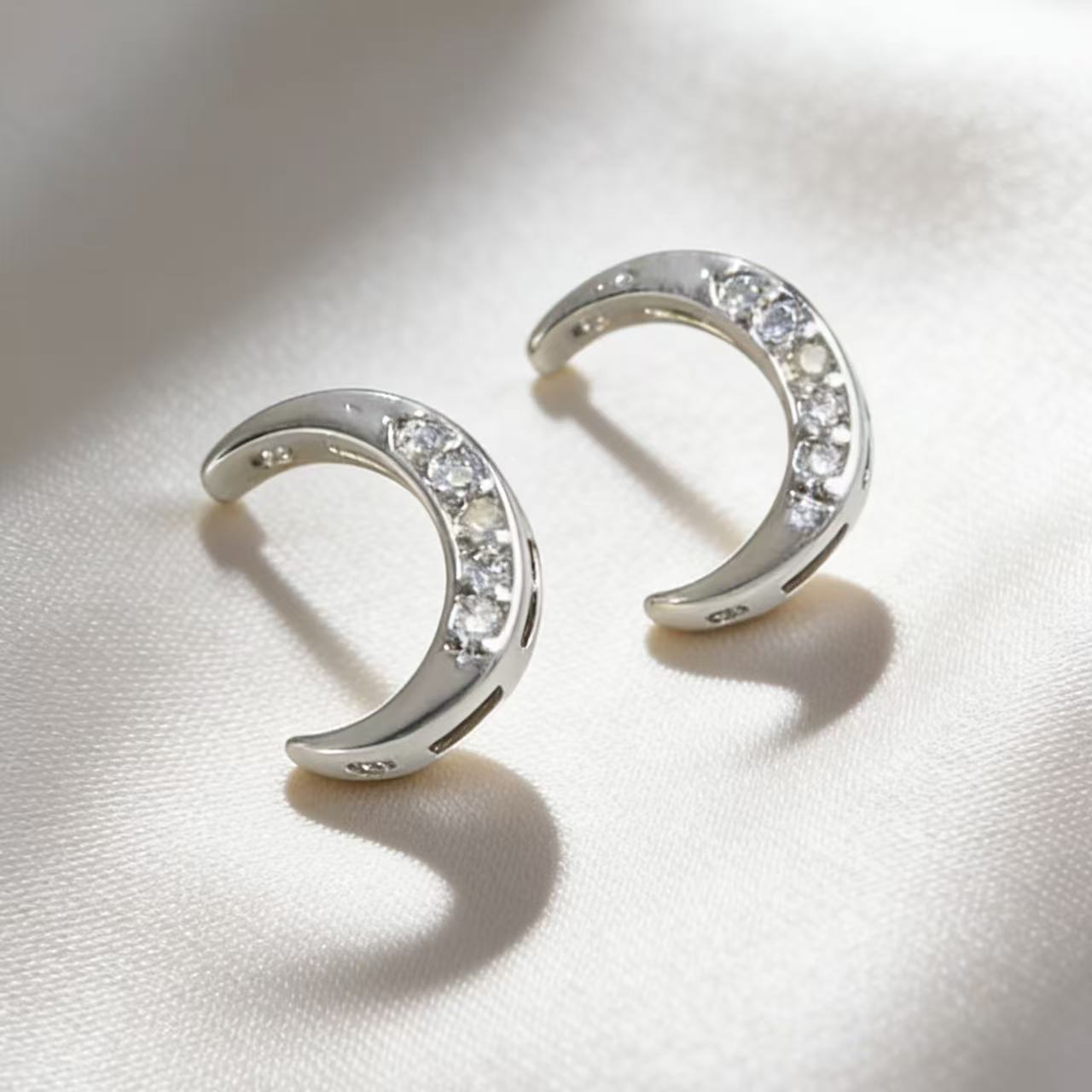 10pcs CZ Moon Spacer Beads