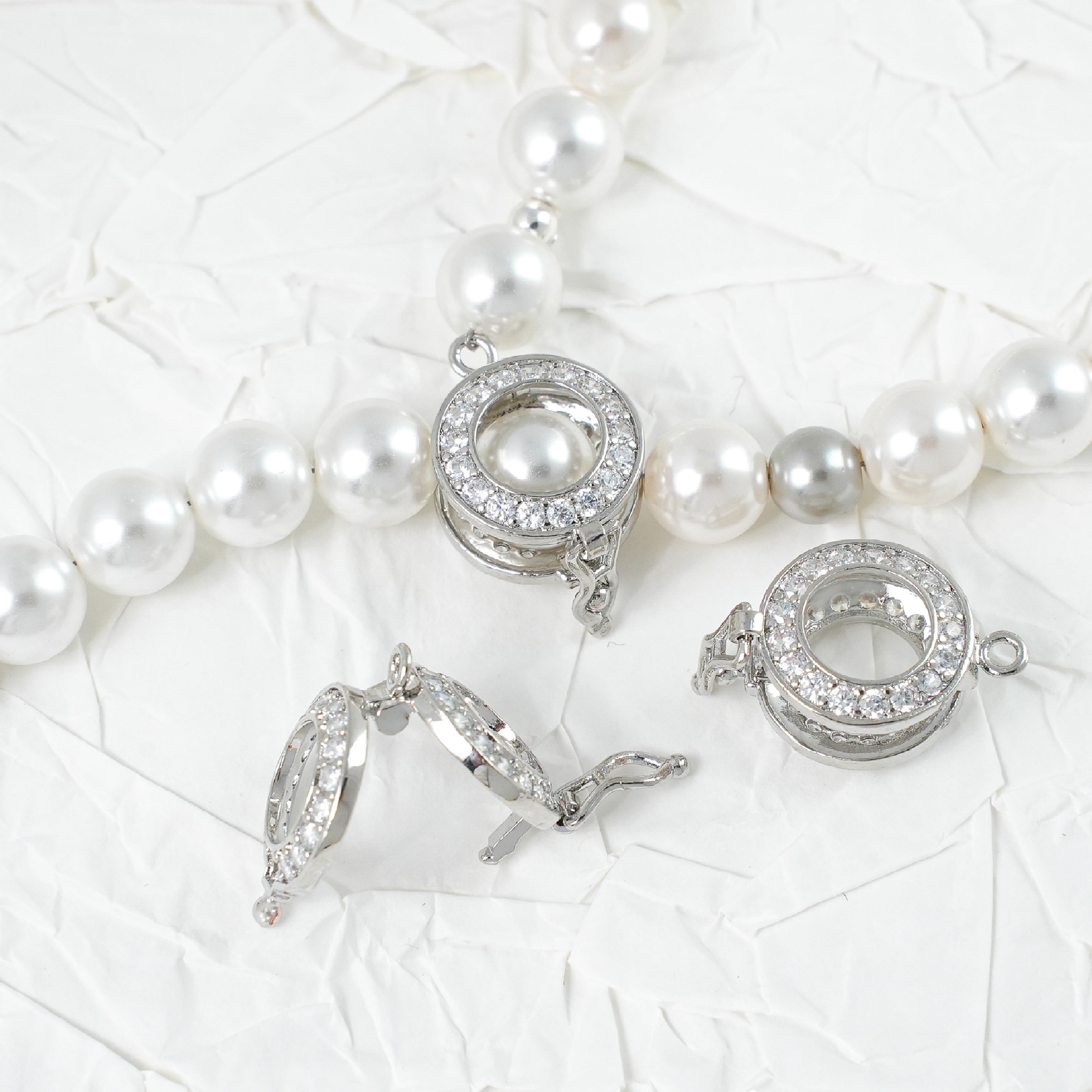 Beads Clip Closure