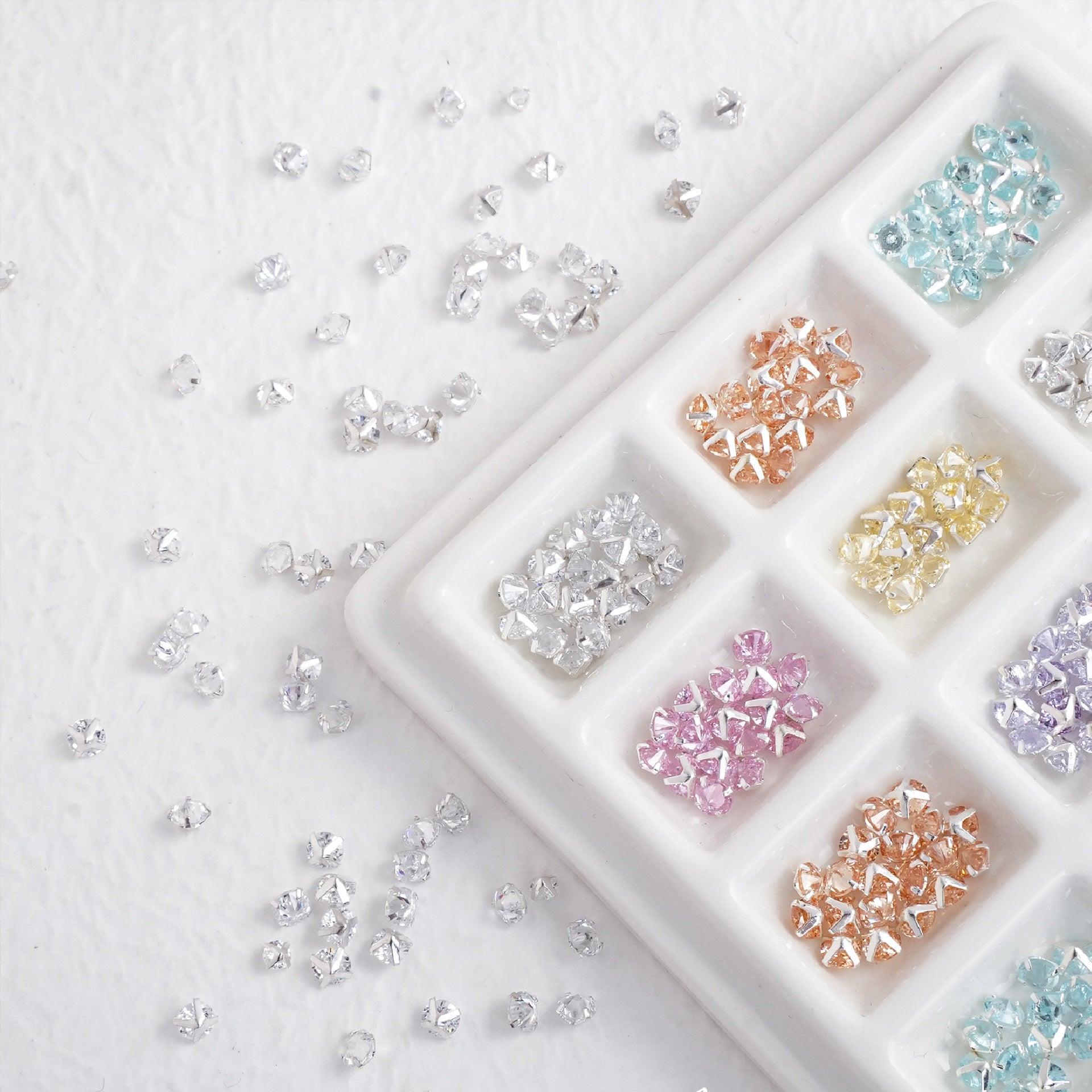 (100pcs)3mm Round Reverse Prong-Set CZ