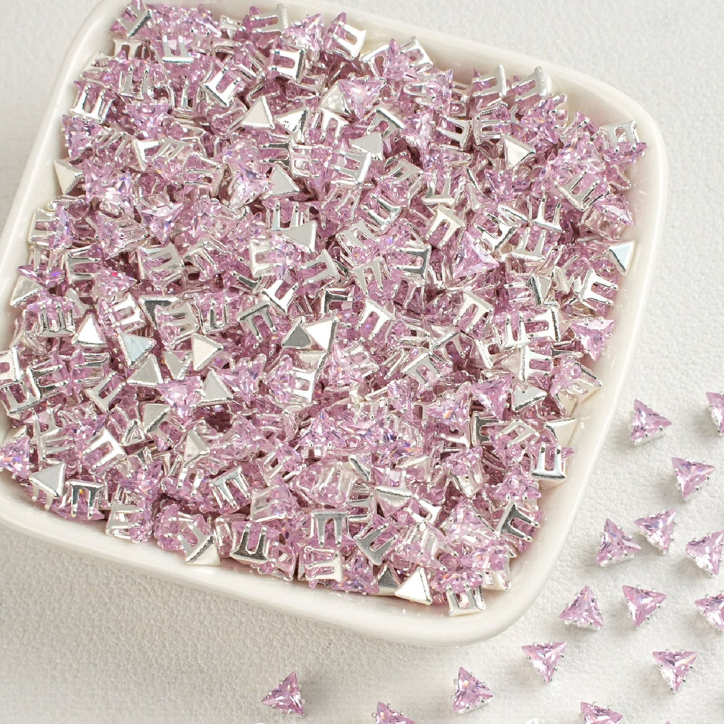 5mm Triangle Prong-Set CZ