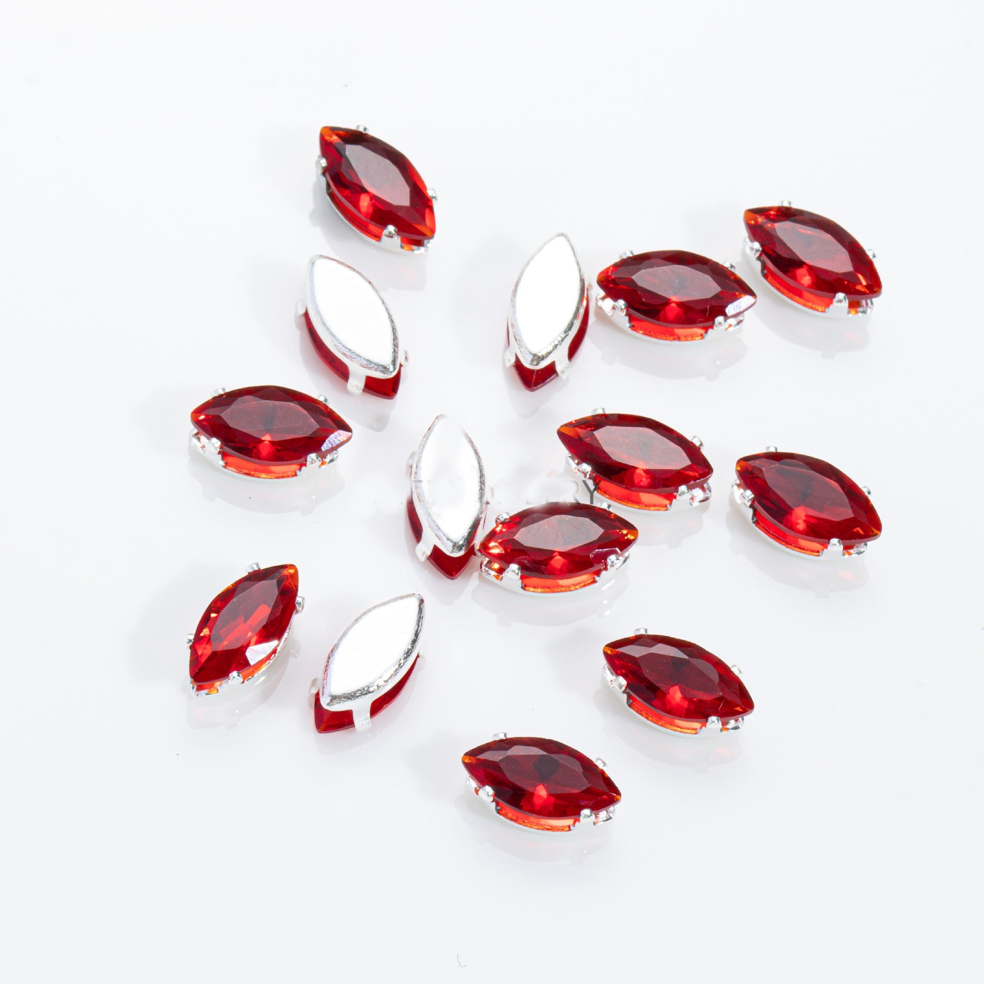 (100pcs)3x6mm Marquise Prong-Set Rhinestone Beads