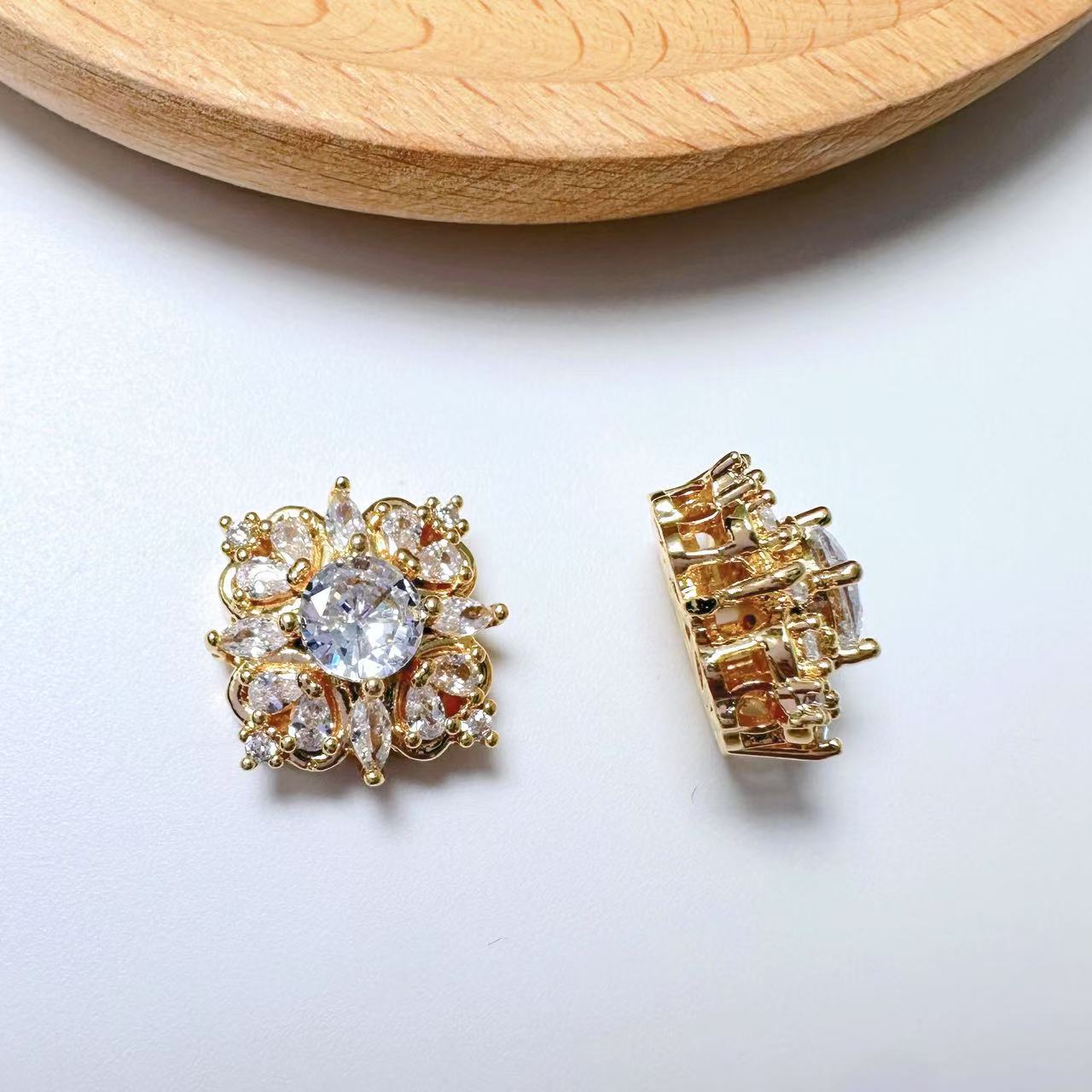 Square CZ Spacer Bead-10pcs