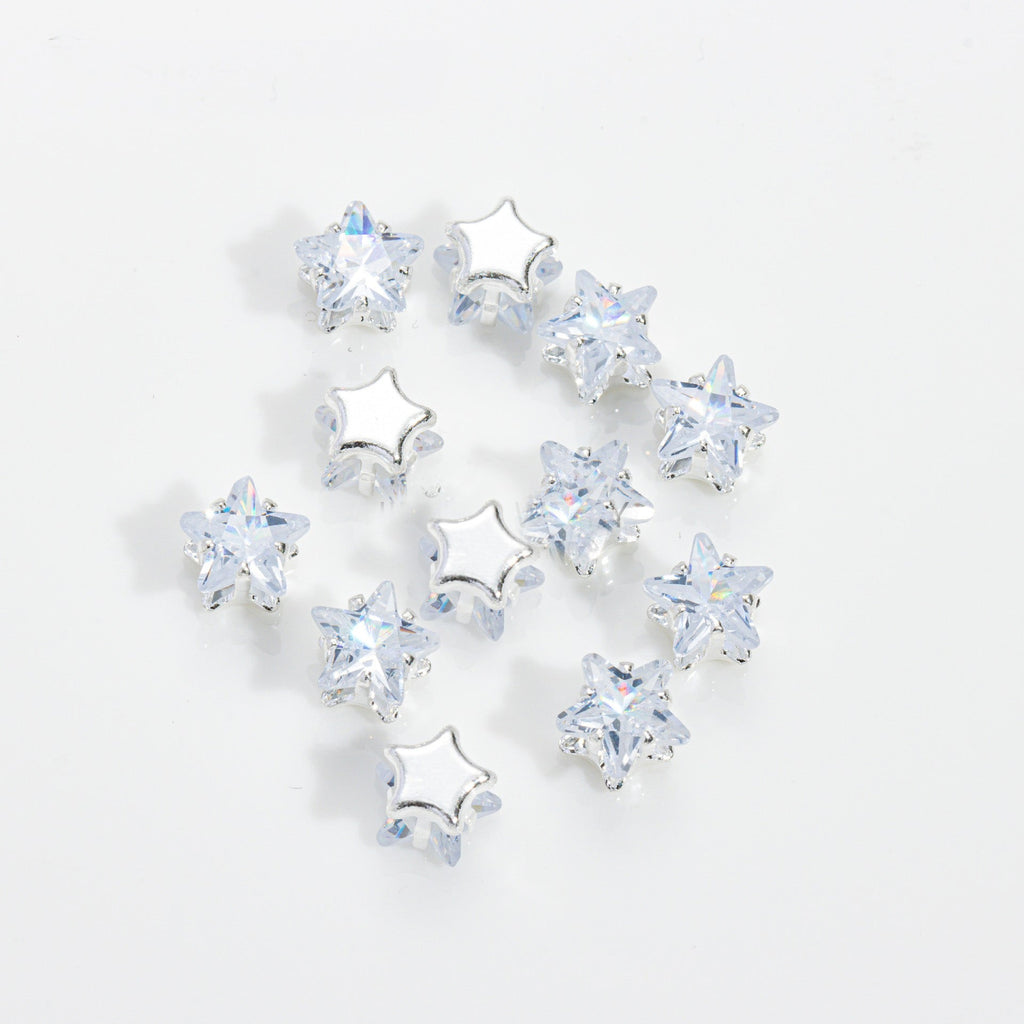 (50pcs)4mm Star Prong-Set CZ