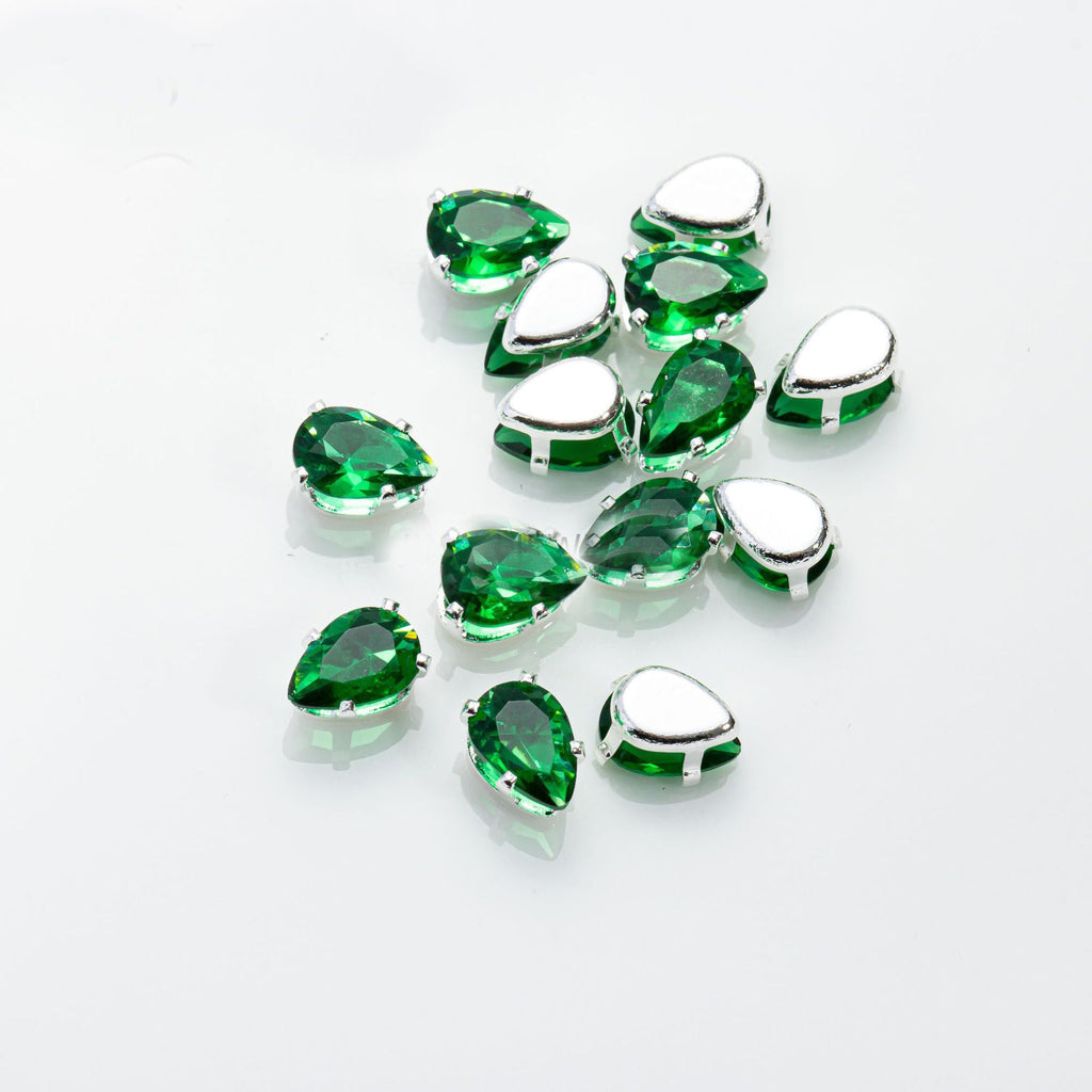 (100pcs)4x6mm Teardrop Prong-Set CZ