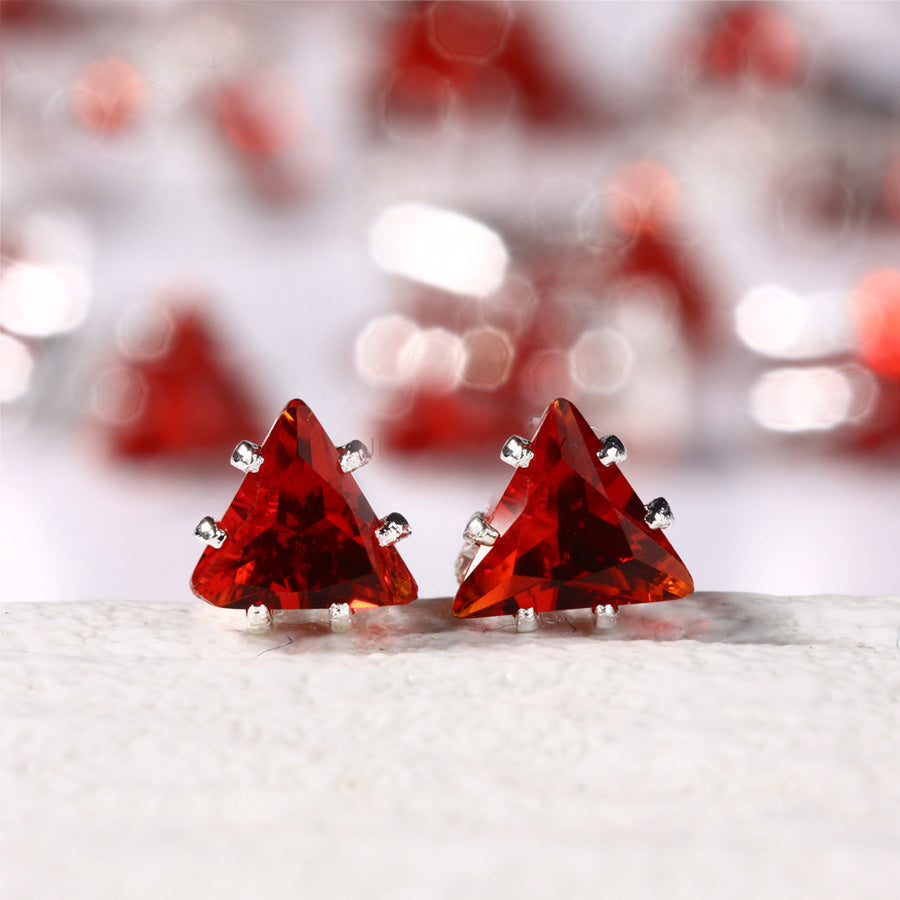 (100pcs)4mm Triangle Prong-Set CZ