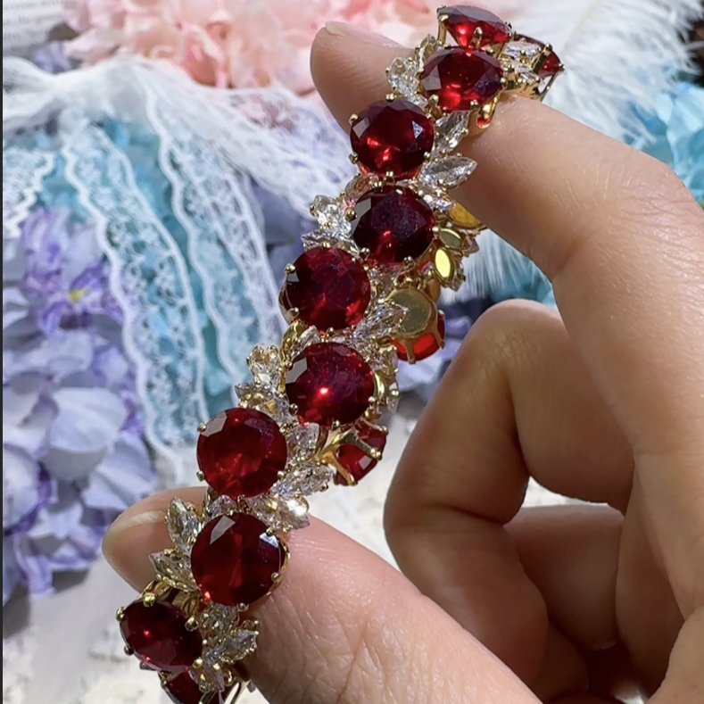 Kit 131 - Red Bracelet Making Kit