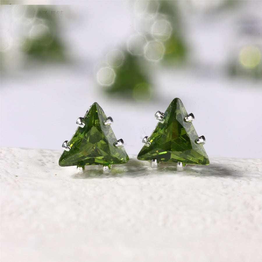(100pcs)4mm Triangle Prong-Set CZ