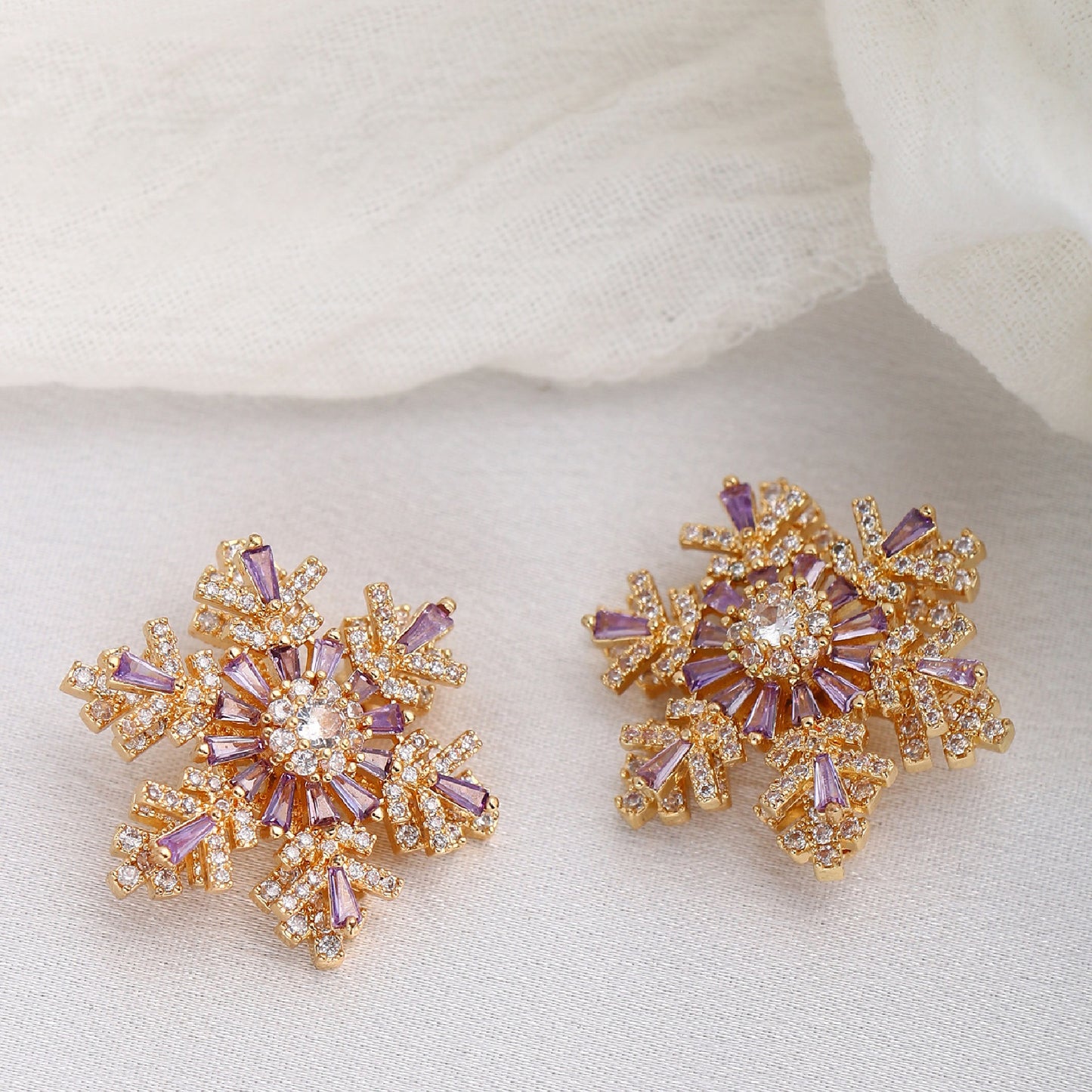 Rotatable Snowflake CZ Spacer