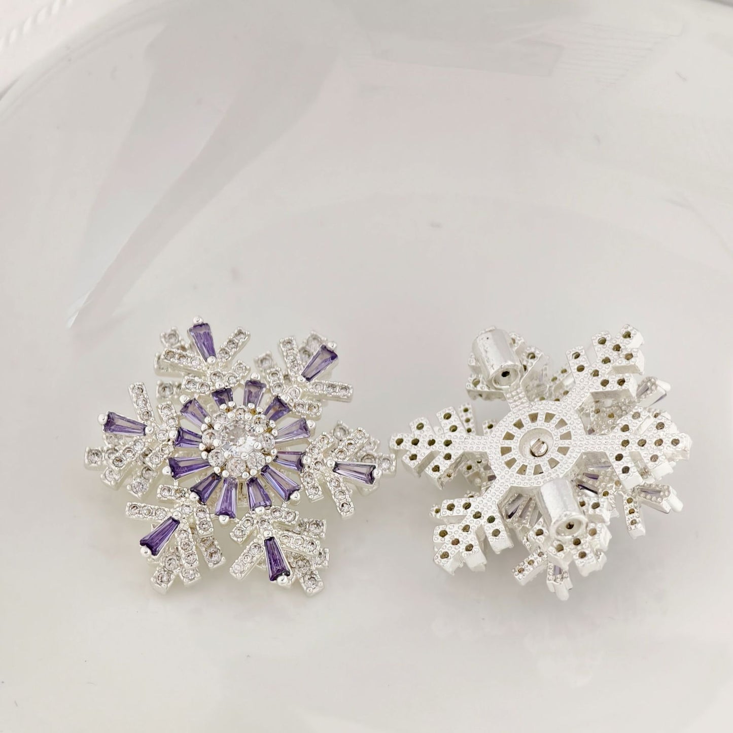 Rotatable Snowflake CZ Spacer