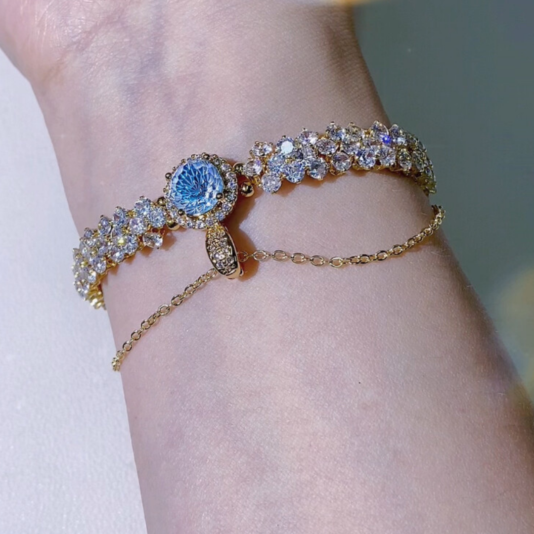 Rose Cut Zircon Connection Closure