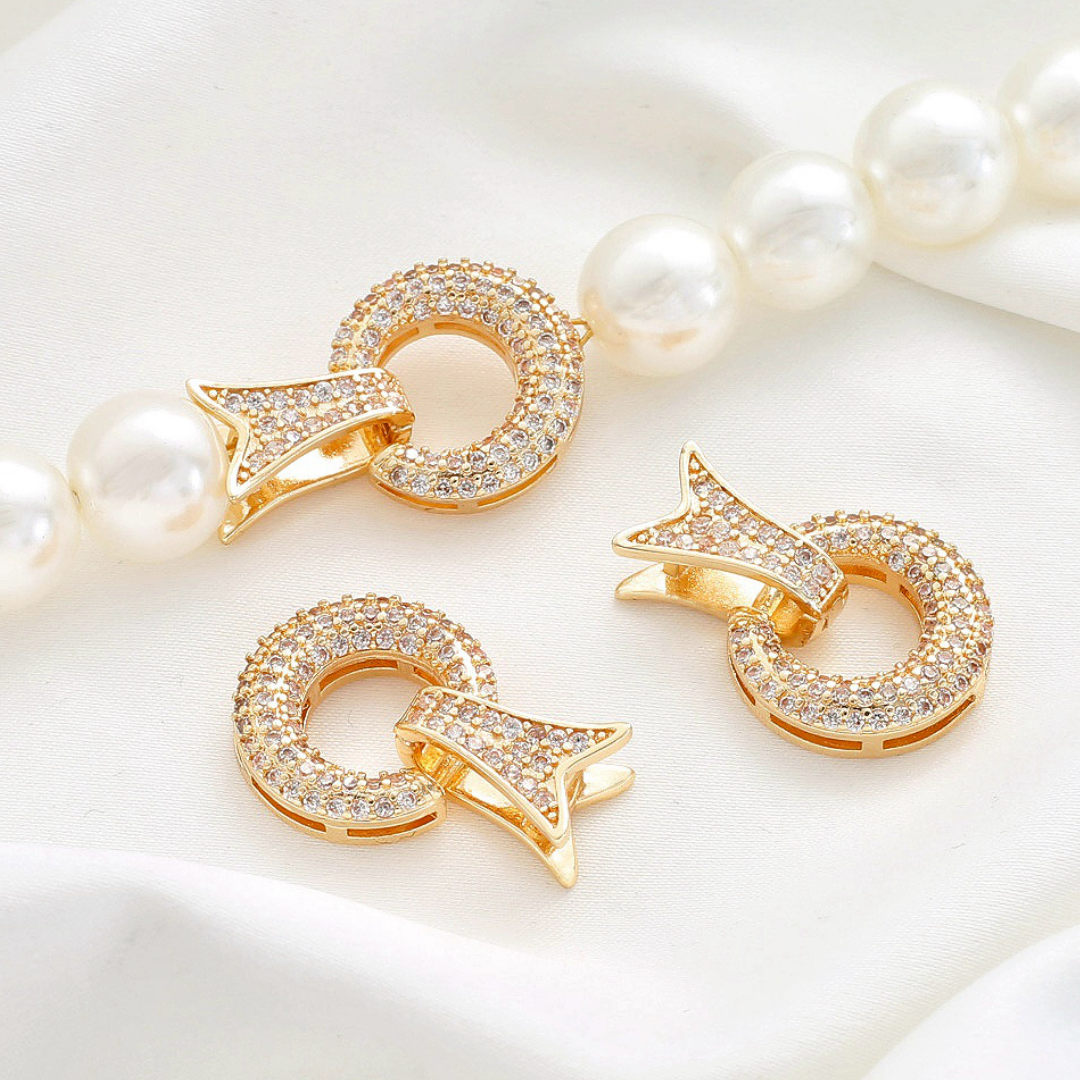 Round Shape Zircon Closure