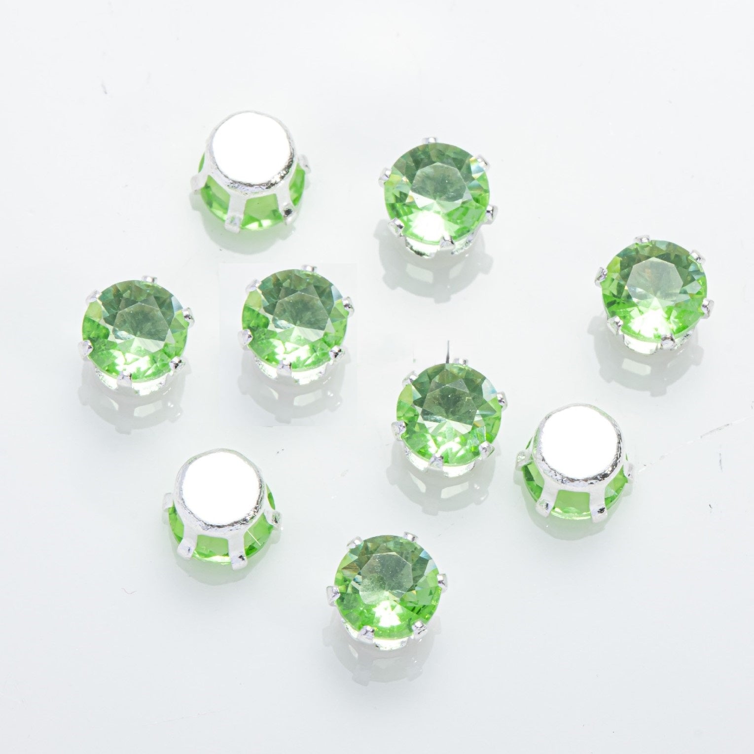 (100pcs)5MM Round Prong-Set CZ