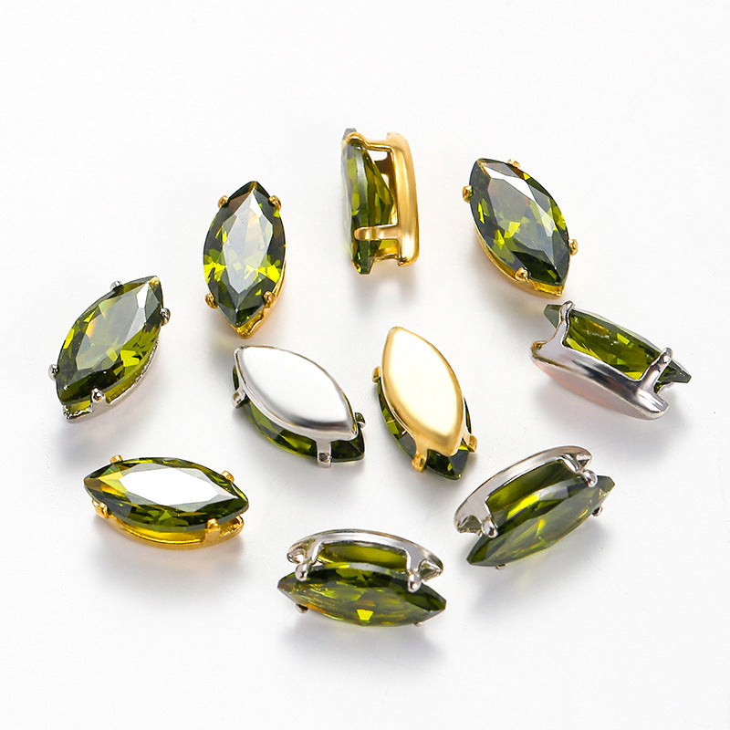 3x6mm Marquise Prong-Set CZ