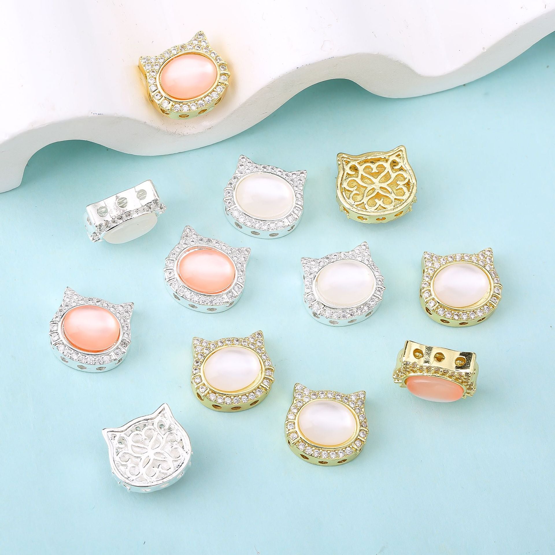 (2pcs)Micro-Pave Cat's Eye CZ Kitten Spacer Bead