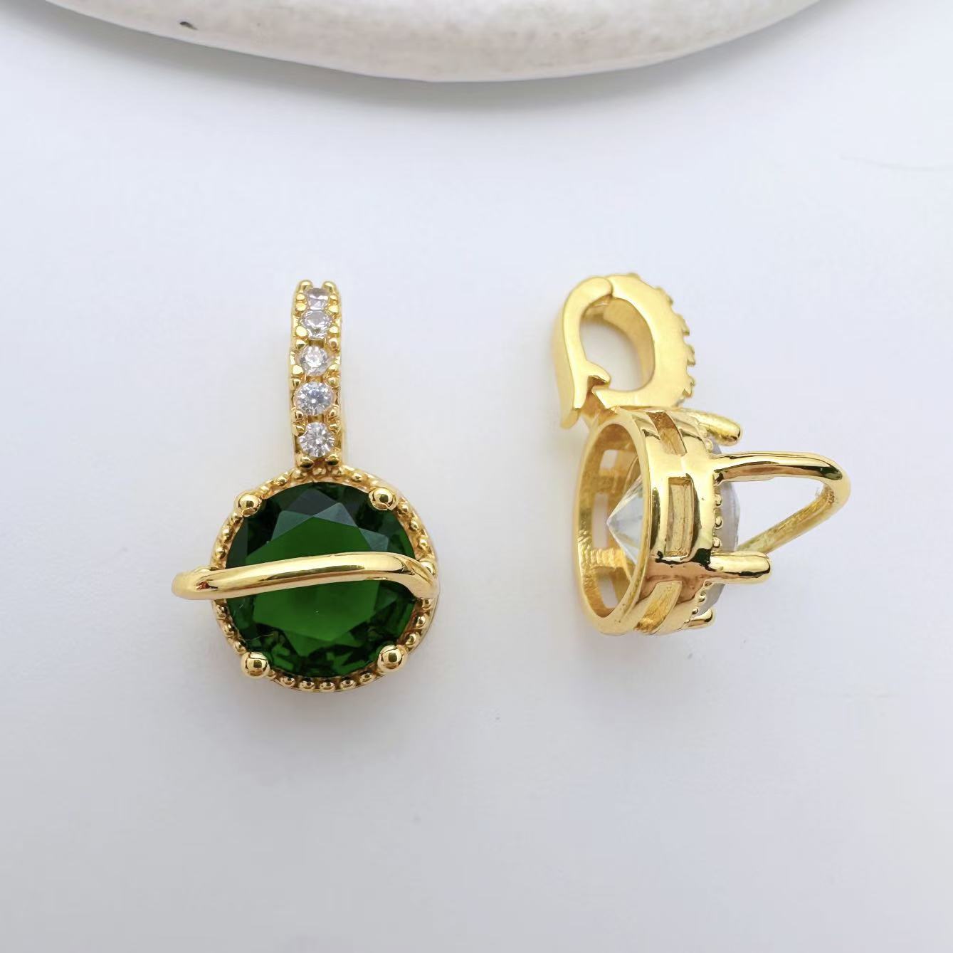 Big Zircon Connection Closure/Clasp