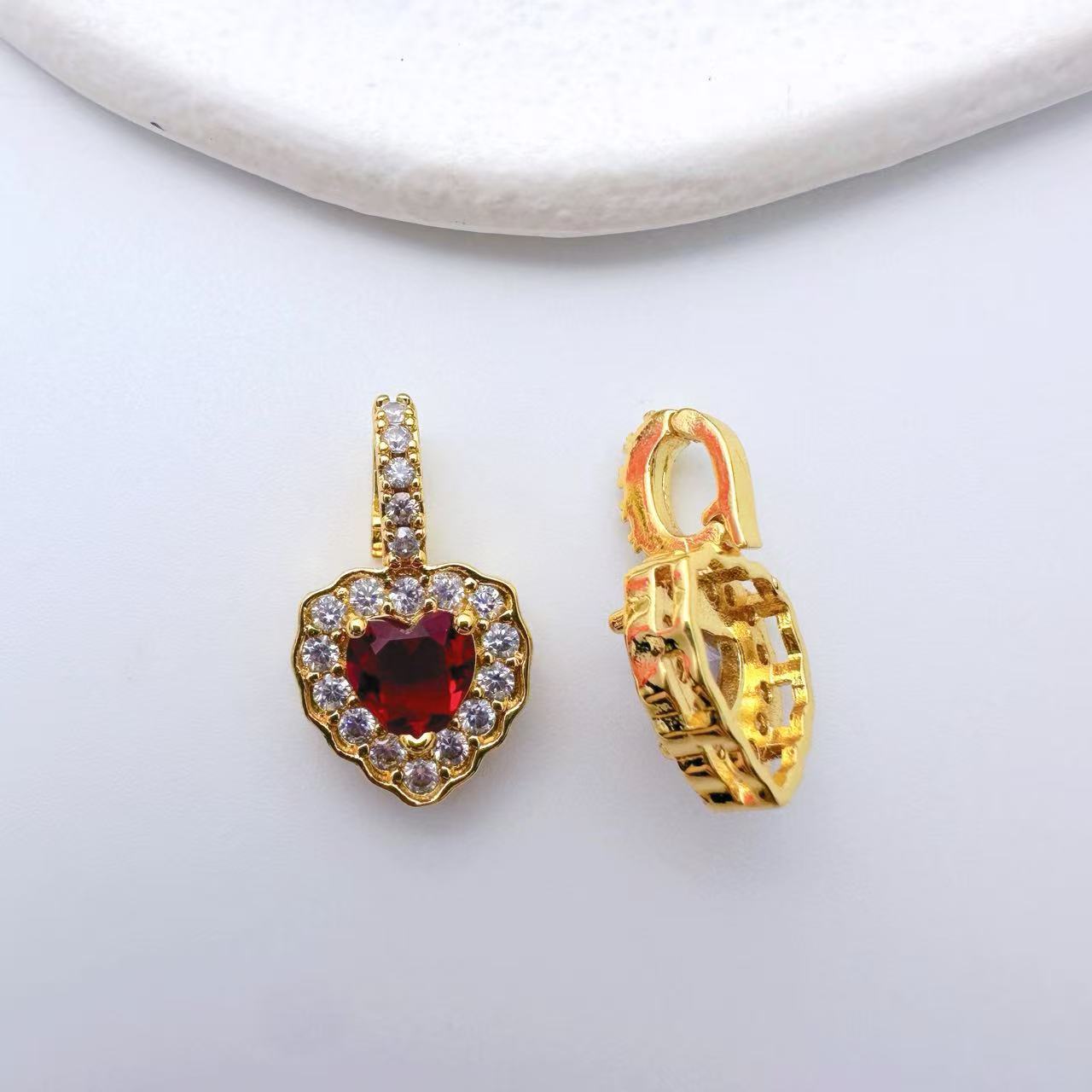 Heart Shape Pendent Connection Closure/Clasp