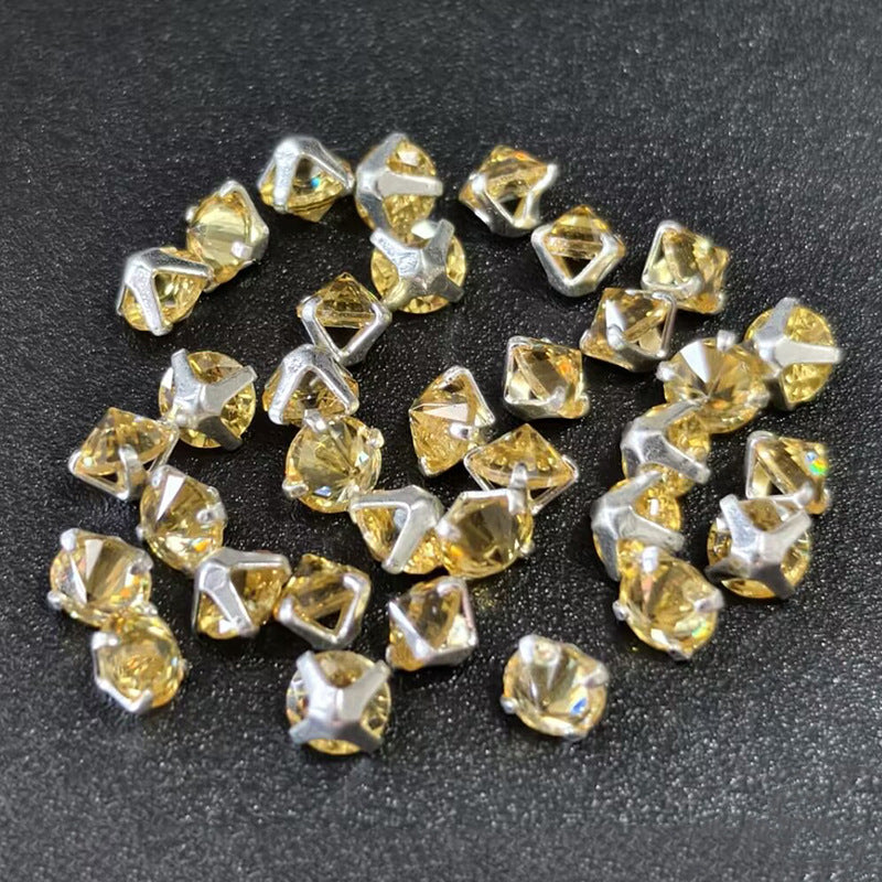 4MM Round Reverse Prong-Set CZ