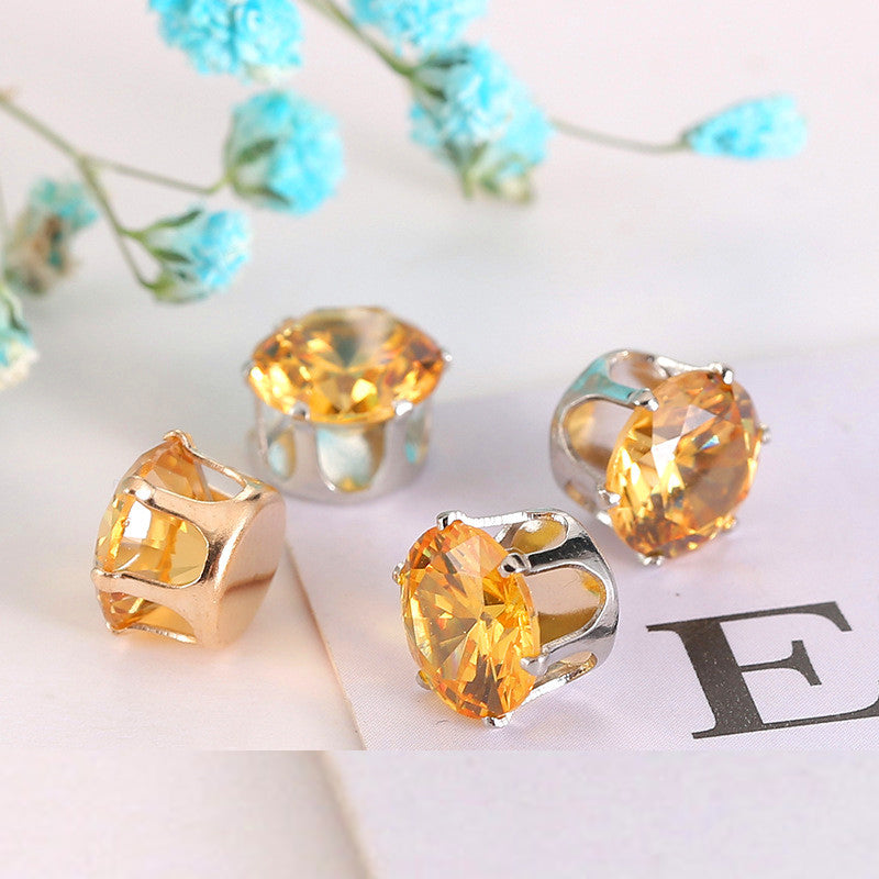 (50pcs)6MM Round Prong-Set CZ