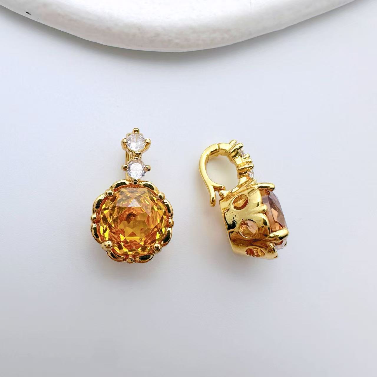 Rose Cut Zircon Connection Closure/Clasp