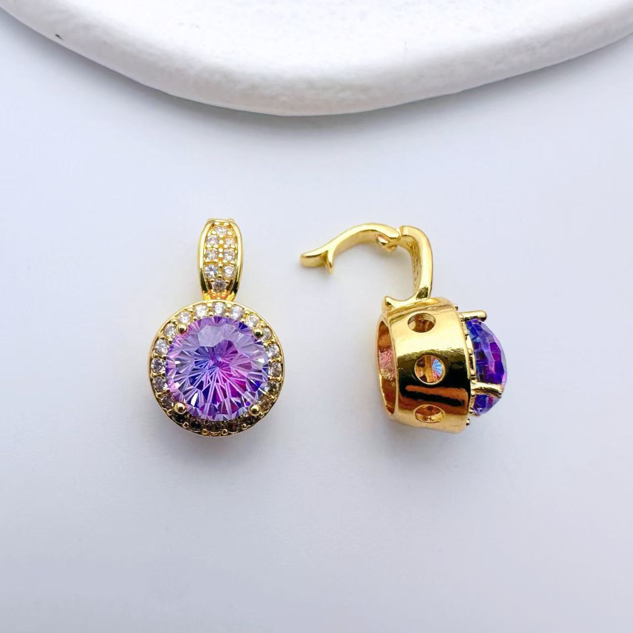 Rose Cut Zircon Connection Closure